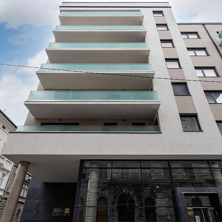 Blooming Budapest Apartment With Free Underground Parking 외부 사진